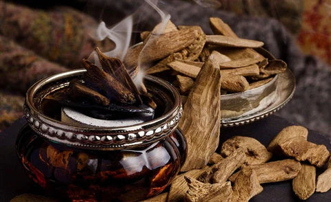 THE BEAUTIFUL WORLD OF OUD FRAGRANCES
